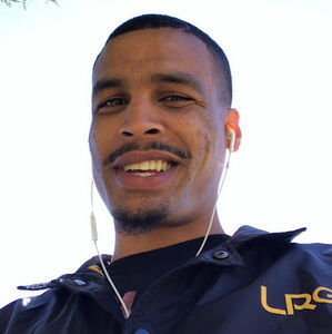 Meet your Posher, Deric